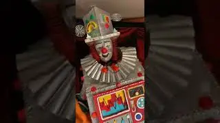 Robot Clown Haw Haw the clown show. James Kuhn.