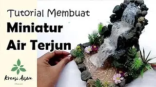 Kerajinan Mix Media Seni Rupa 3 Dimensi Miniatur Air Terjun Bertingkat dari Lem Tembak
