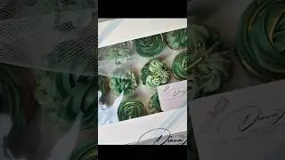 Satisfying cupcake decorating to take your cupcakes to the next level!