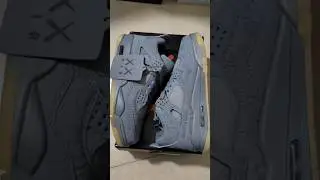 KAWS &times; AJ 4 Retro 