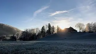 Eisigkalter Morgen in L&uuml;tisburg-Tufertschwil ( Toggenburg ) mit dem Jodelch&ouml;rli H&uuml;sliberg.