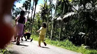 Task 9 || present continuous tense || events in my environment || Vivi Fitria Andriani 20129363 ||