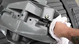 How I Maintenance my B&W 5th Wheel Hitch