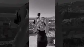 Зои Сагг и Элфи Дейс помолвлены