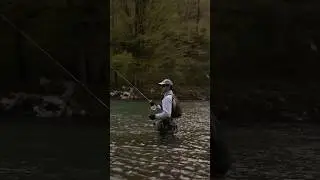 Tangles, bad casts, zero fish &hellip; 10/10 first day in Slovenia. #flyfishing ##flyfishingaddict #tangled