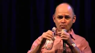 Todd Barry '&iquest;Te pagan por tuitear?' HD- Subt&iacute;tulos en castellano