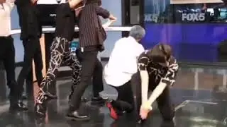 JackJae​ กกนพี่เอาไปได้​ รองเท้าน้องก็ต้องได้!!