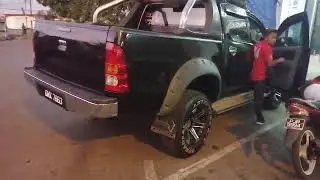 Toyota Hilux Best Exhaust Sounds!
