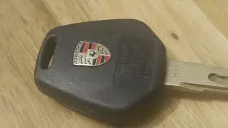Как заменить батарею брелока Porsche Boxster 1997 1998 1999 2000 2001