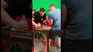Alizhan Muratov vs Artem Morozov #armwrestling #armsportfaza #спорт #армрестлинг