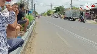 Đua xe đạp về ngang xã đạo thạnh đoạn Ql 50 TPMT