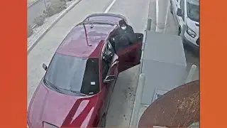Suspect attacks ATM technician, takes drawer of money