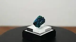 Liroconite with Clinoclase/リロコナイト&クリノクレース PEANUTS MINERALS