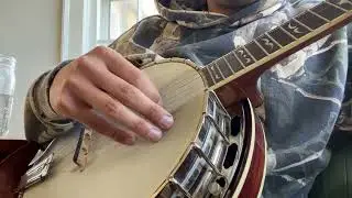 Two Finger Banjo Pickin&rsquo; - Thumb Lead vs. Index Lead