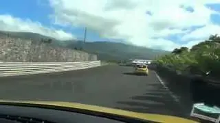 Clio 3 R27 VS Megane 3 Cup circuit CFG
