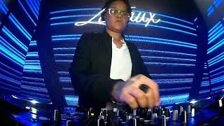 Le Faux at Studio 11 live sessions