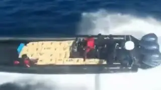 Момент, когда катер NARCO уходит от береговой охраны. 🚤