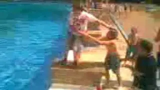 Ich Spring Mit Bj&ouml;rns Kleidern Ins Ensdorfer Schwimmbad