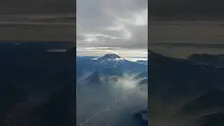 Stunning Views Flying Over Seattle