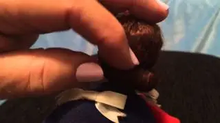 Video's for Babies  - The story of a doll - Queen Elizabeth