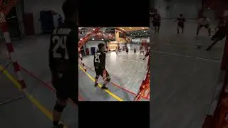 Futsal Save 🧤⚽️🥅??😱😱#football #foryou #goalkeeper #keeper #viral #goals Like and follow