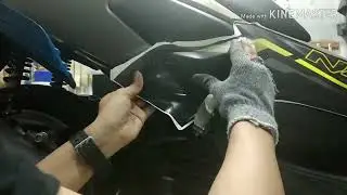 pasang sticker decal full body Yamaha N max modifikasi