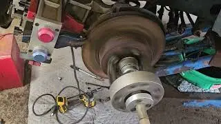 Ammco 710 on car rotor machine