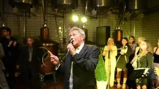 Albin Wegerbauer singt 