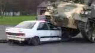 FV432 Car Crush