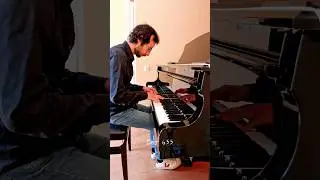 Piano melody of the 18th of April, 2024#pianomusic #pianoplaying #compositeur #pianista #pianolover