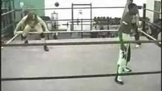 WWA4 Wrestling Move Clothes Line