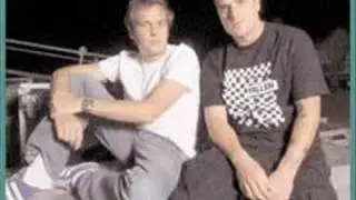 El canto del loco tributo a Hombres G VISITE NUESTRO BAR