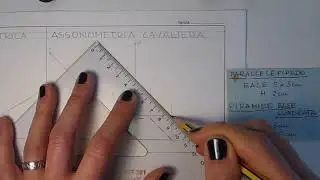 assonometria cavaliera parallelepipedo e piramide base quadrata