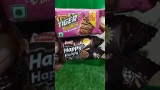 TIGER CRUNCH Vs Happy Happy  #biscuit #chocolate #cookies #trending #youtubeshorts