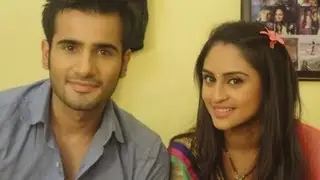 Karan Tacker & Krystal Dsouza aka Viren & Jeevika - Valentine Special Interview