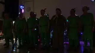 Many Merry Men in Tights