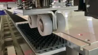 Schutzfolien automatisiert entfernen CR4