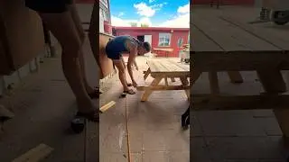 Building A Kids Picnic Table With Pallets #pallets #diy #picnictables