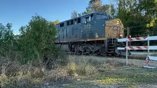 CSX 773 leads a fast M690-23 through Allendale, SC with Nice K5HL
