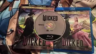 Opening/Closing to Wicked 2025 Blu-ray