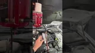 Дымовой тест для обнаружения утечек в двигателе вашего автомобиля. #автомобиль #bmw #автомеханик
