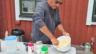 Making worlds best hummus and tahini on a Swedish paradise island!