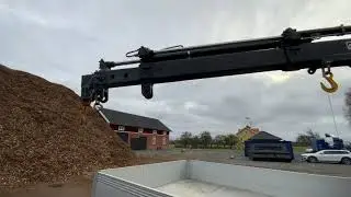 K&ouml;p Volkswagen Crafter med kran p&aring; Klaravik