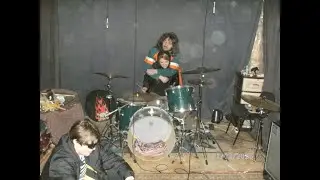 Dead Kennedys - One Way Ticket to Pluto ( drum cover )