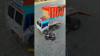 Realistic 6 Wheeler Remote Control Truck