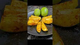 Raw mango with salt chili powder | Spicy raw mango masala #shorts #mango #spicy #food  #rawmango