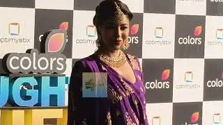 Debina Bonnerjee spotted in Madhuri Dixit look in Laughter Chef Season 3