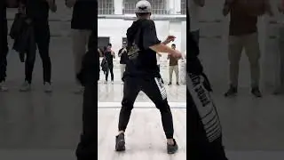 BACHATA MEN STYLE BY Miguel Casas at Esencia Studio Madrid