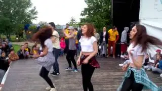 Mikado Kid Dance - Live while we're young