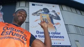 Romain Sato ya luce en la Fonteta con Pinturas ISAVAL